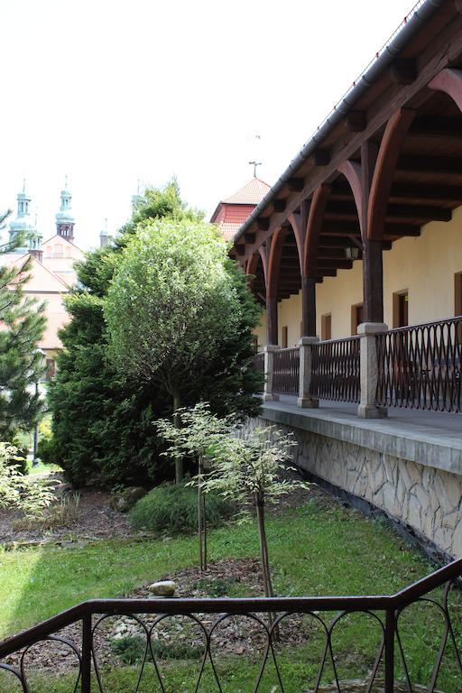 Dom Pielgrzyma Otel Kalwaria Zebrzydowska Dış mekan fotoğraf